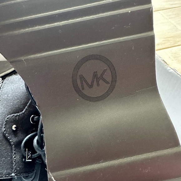 MAKE OFFER: Authentic Michael Kors Trudy Bootie in Heavy Canvas - Picture 5 of 6